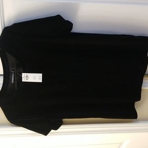 Black Velvet Abercrombie tshirt. Medium
